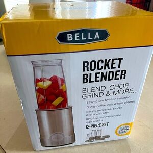 BRAND NEW Bella Rocket Blender